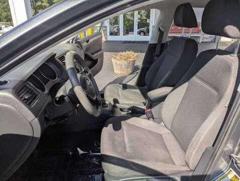 2016 Volkswagen Jetta
