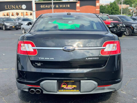 2011 Ford Taurus Limited
