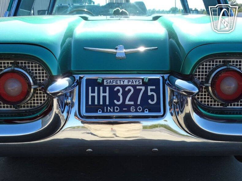 1960 Ford Thunderbird