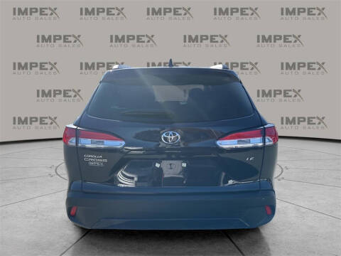 2025 Toyota Corolla Cross LE