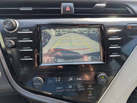 2018 Toyota Camry SE