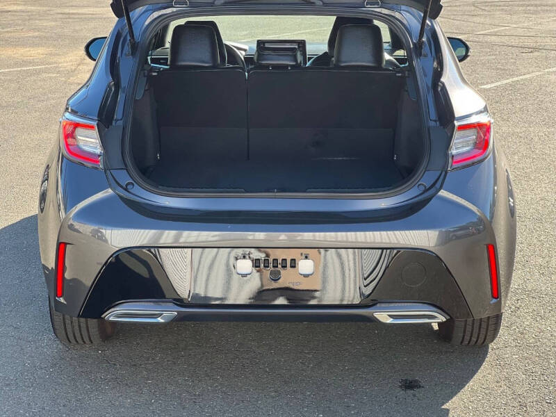 2021 Toyota Corolla Hatchback SE