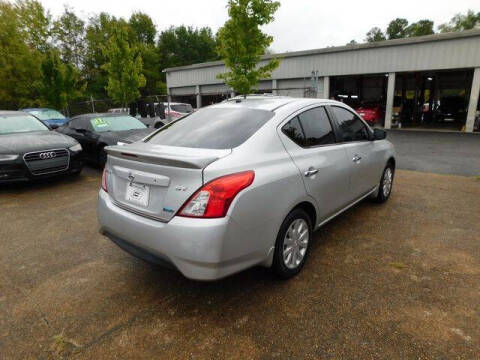 2015 Nissan Versa 1.6 SV