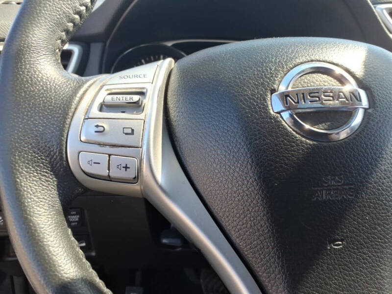 2016 Nissan Rogue SL