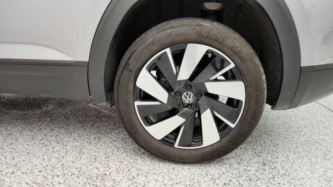 2024 Volkswagen Atlas Cross Sport SE 4Motion