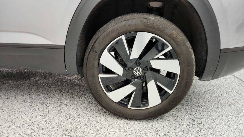 2024 Volkswagen Atlas Cross Sport SE 4Motion