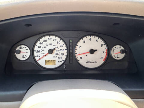 2003 Nissan Pathfinder SE