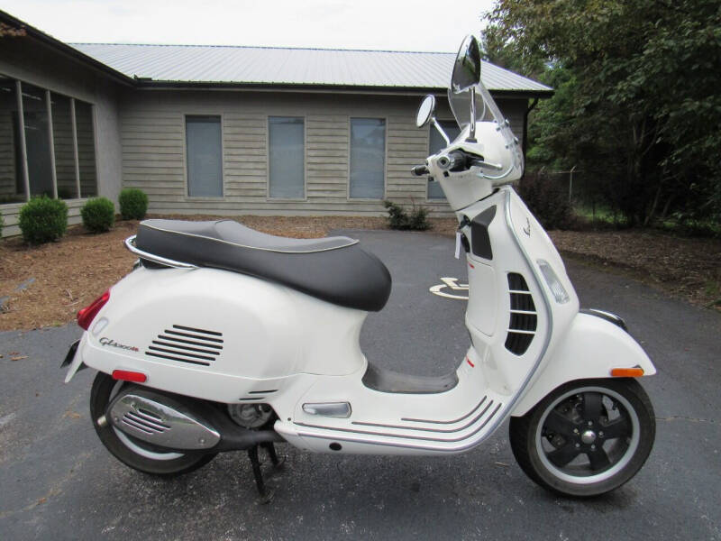 2010 Vespa GTS 300 S