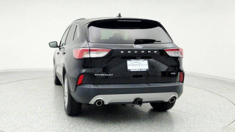 2021 Ford Escape Hybrid Titanium
