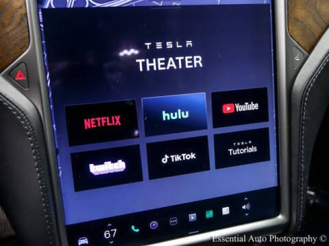 2019 Tesla Model X Standard Range