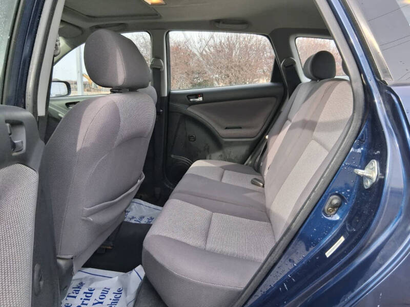 2004 Toyota Matrix XR