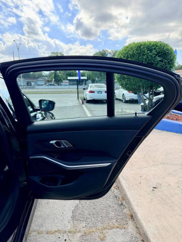 2021 BMW 3 Series 330i