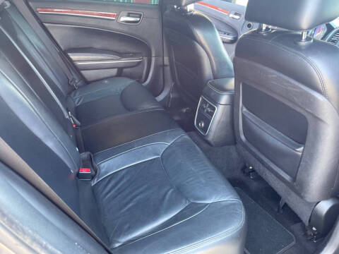 2013 Chrysler 300