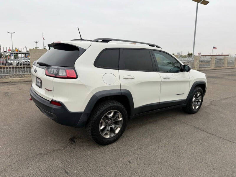 2019 Jeep Cherokee Trailhawk