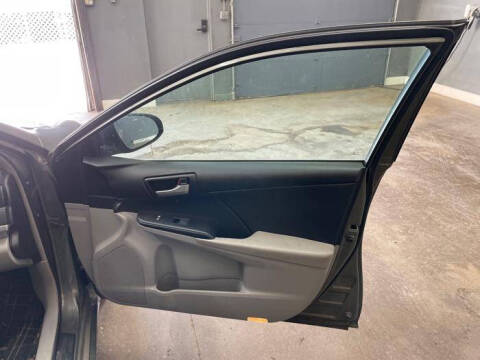 2013 Toyota Camry LE