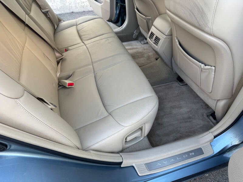 2006 Toyota Avalon XLS
