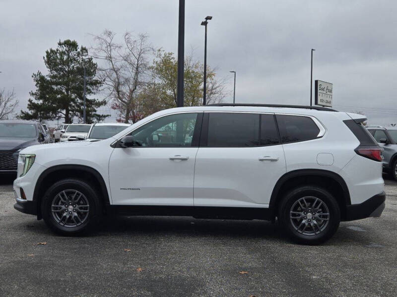 2025 GMC Acadia Elevation