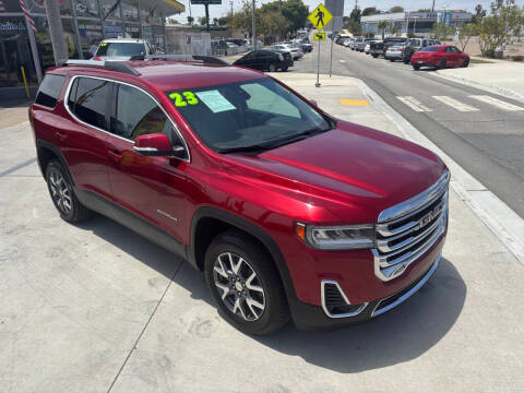 2023 GMC Acadia SLT