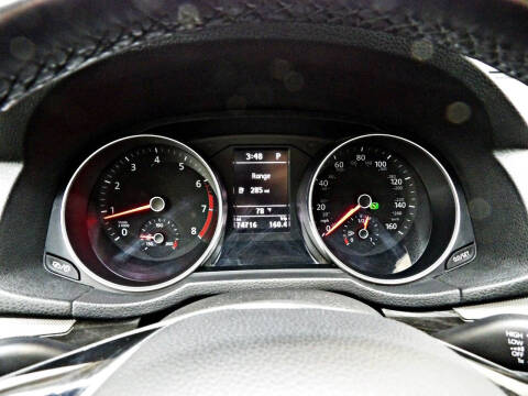 2017 Volkswagen Passat 1.8T SE