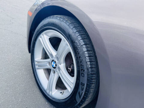 2014 BMW 3 Series 320i