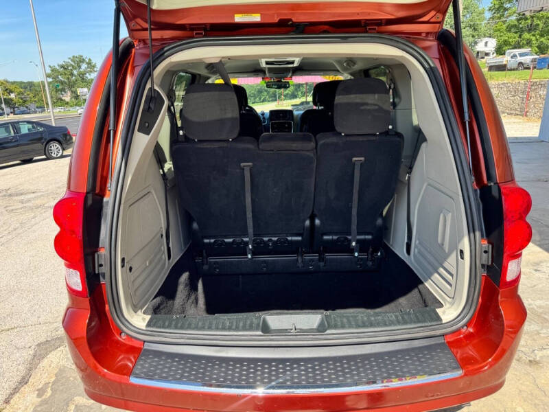 2012 Dodge Grand Caravan Crew