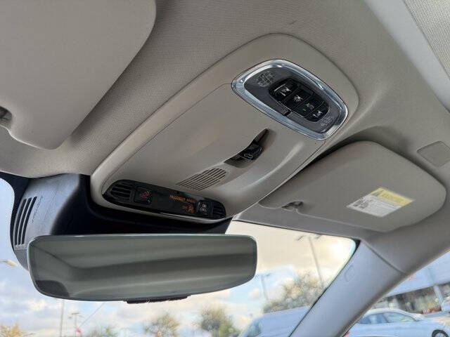 2022 Volvo S60 B5 Momentum