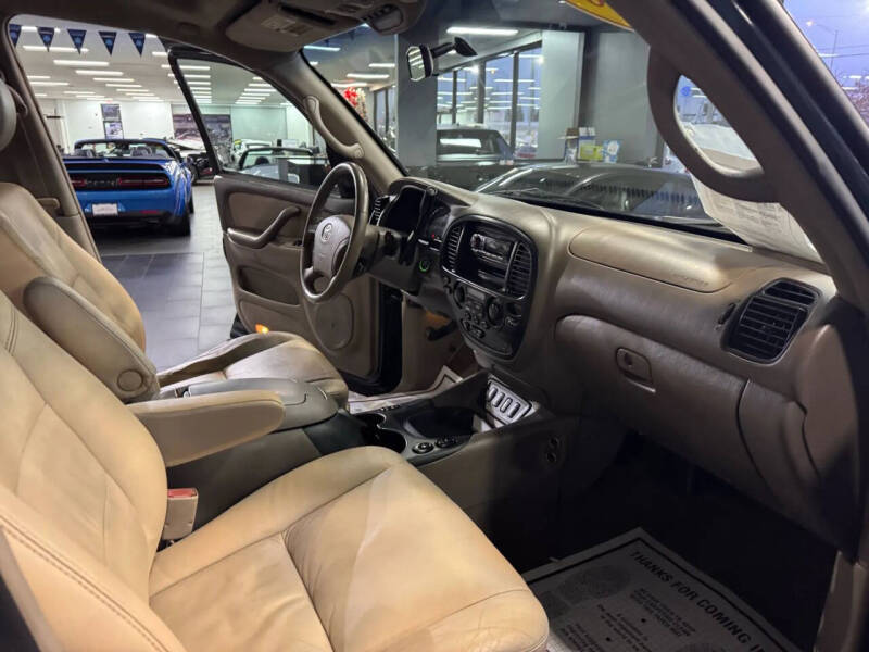 2006 Toyota Sequoia SR5