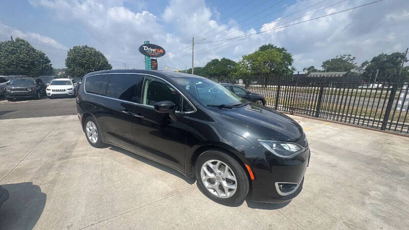 2018 Chrysler Pacifica Touring Plus