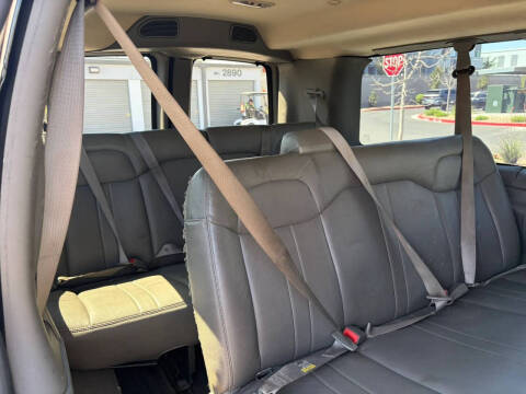 2016 Chevrolet Express LS 2500