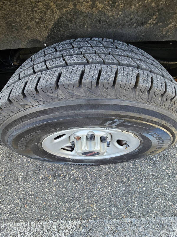 2017 GMC Savana 2500