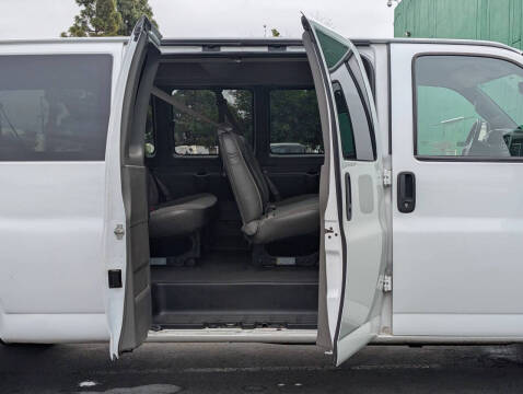 2018 GMC Savana LT 3500