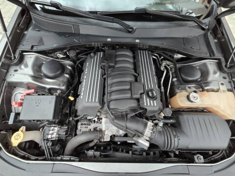 2012 Chrysler 300 SRT8