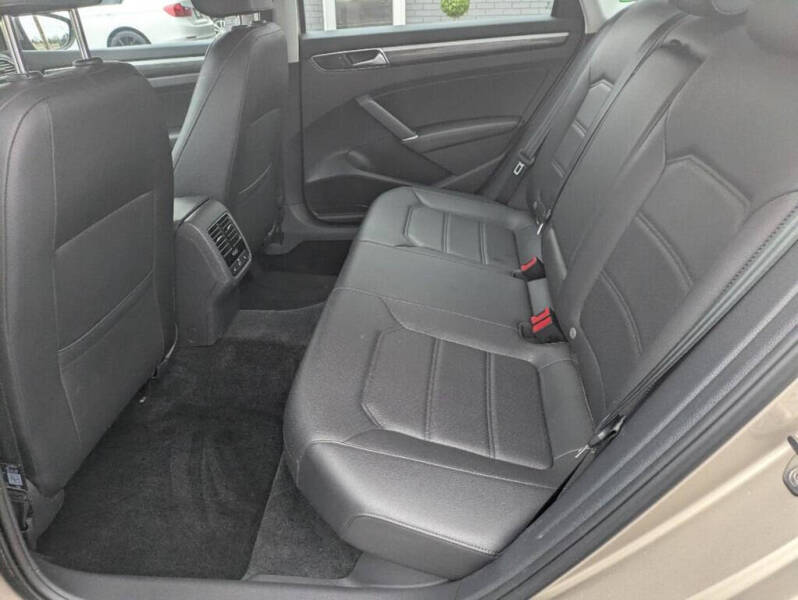 2016 Volkswagen Passat