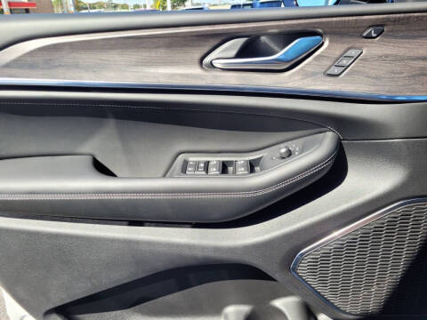 2025 Jeep Grand Cherokee Overland