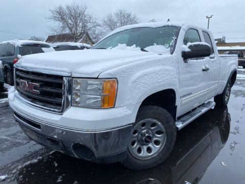 2009 GMC Sierra 1500 for sale at Car Castle in Zion IL