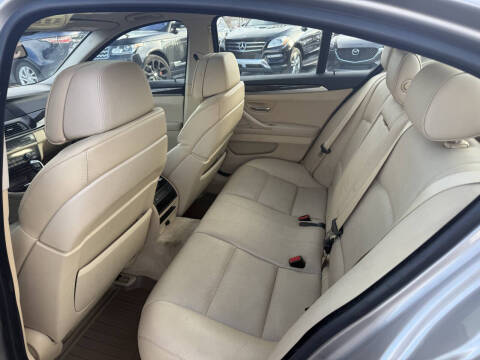 2011 BMW 5 Series 535i xDrive