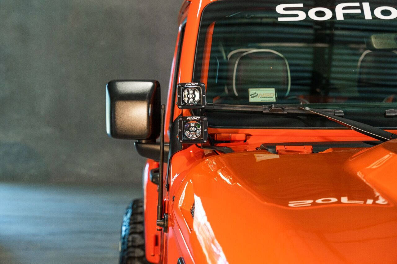 2018 JEEP Wrangler SUV / Crossover - $47,999