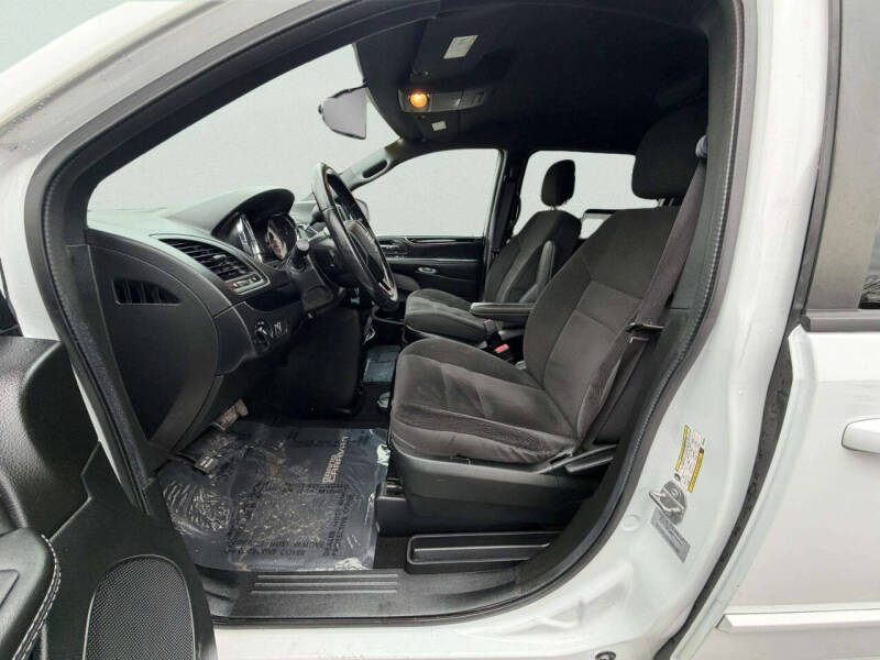 2017 Dodge Grand Caravan SE Plus