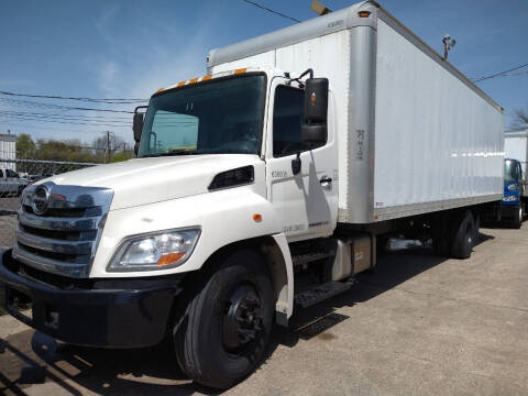 2013 Hino 258A