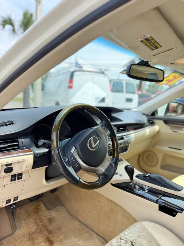 2013 Lexus ES 350