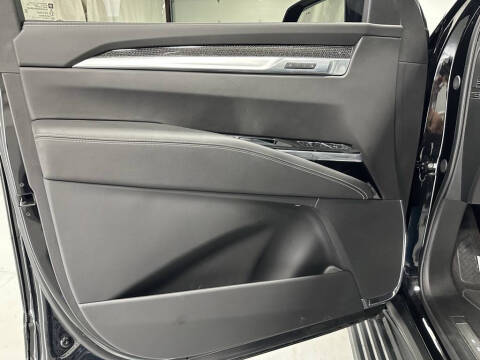 2025 Cadillac Escalade-V