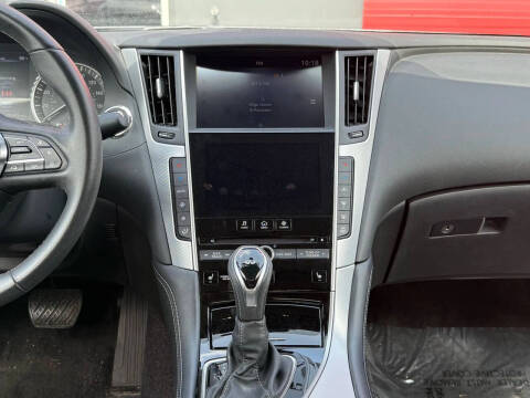 2023 Infiniti Q50 Luxe