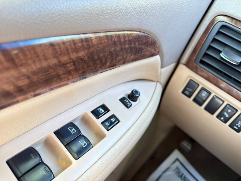 2012 Nissan Armada Platinum
