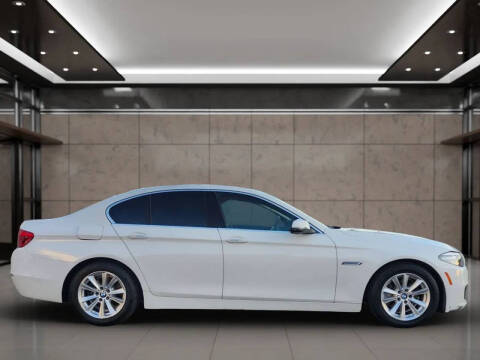 2016 BMW 5 Series 528i