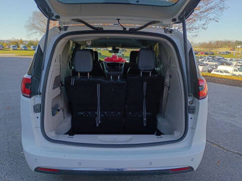 2023 Chrysler Pacifica Touring L