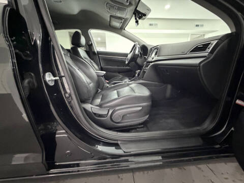 2017 Hyundai Elantra Limited