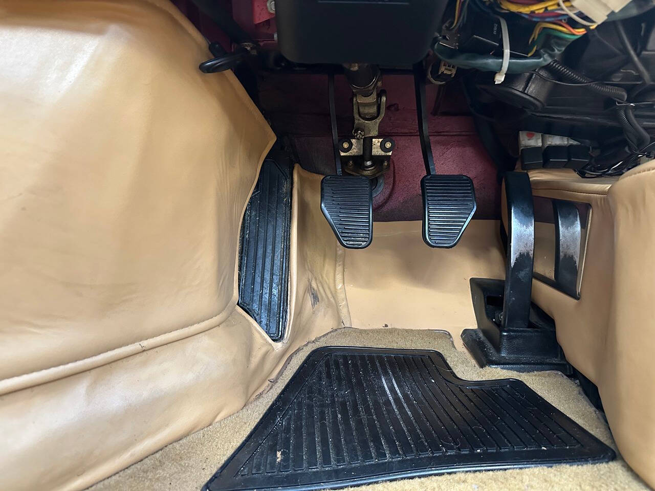 1988 Ferrari Mondial 3.2 155