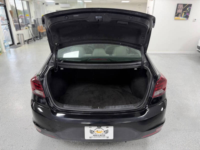 2019 Hyundai Elantra
