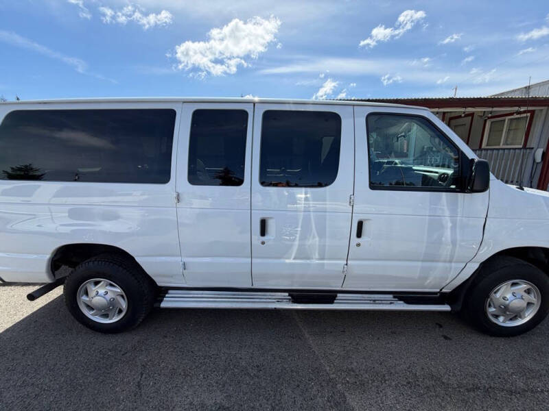 2010 Ford E-Series E-350 SD XL
