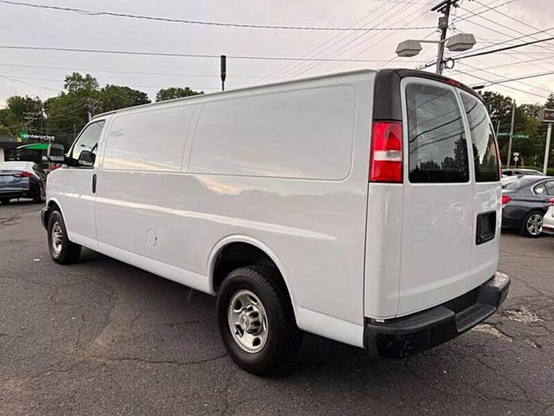 2020 Chevrolet Express 2500